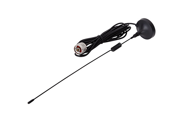 MWS-W-KC ��������� ������� ����� � �������� 2100 ��� 3G-UMTS/4G-LTE � ����